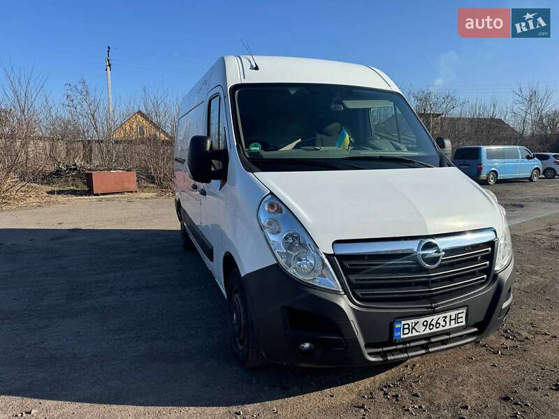 Грузопассажирский фургон Opel Movano 2016 в Сарнах
