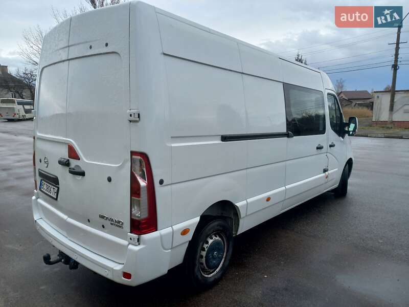 Вантажопасажирський фургон Opel Movano 2016 в Івано-Франківську