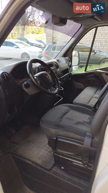 Вантажний фургон Opel Movano 2011 в Запоріжжі