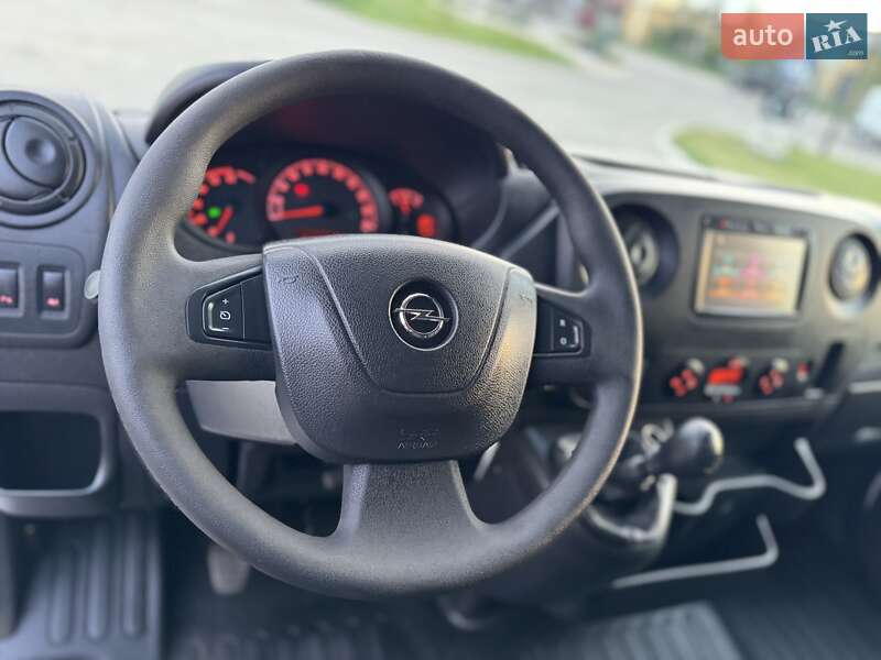 Вантажний фургон Opel Movano 2018 в Дубні