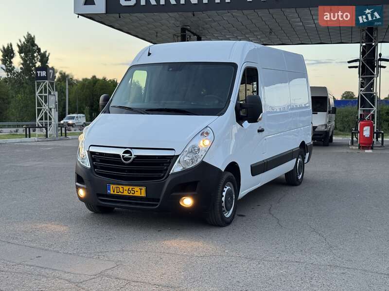 Вантажний фургон Opel Movano 2018 в Дубні
