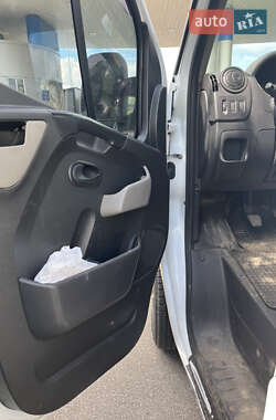 Вантажний фургон Opel Movano 2014 в 