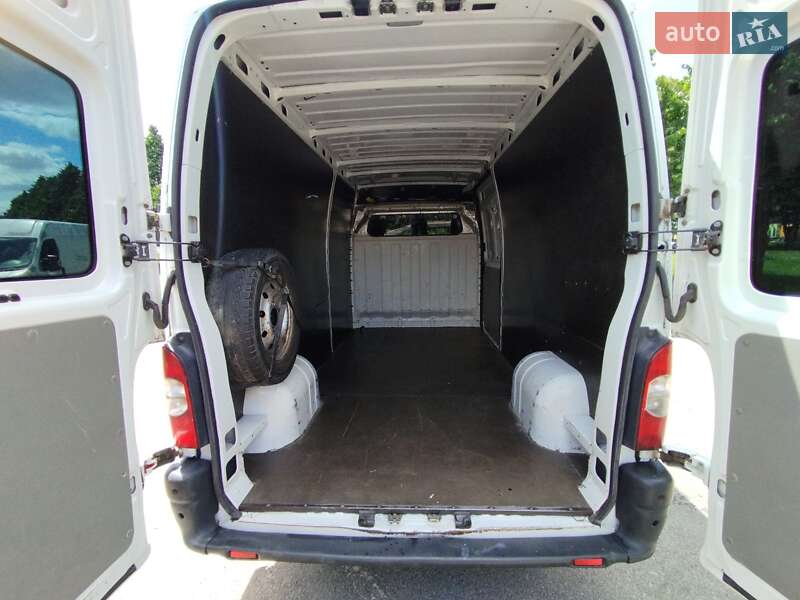 Грузовой фургон Opel Movano 2006 в Умани