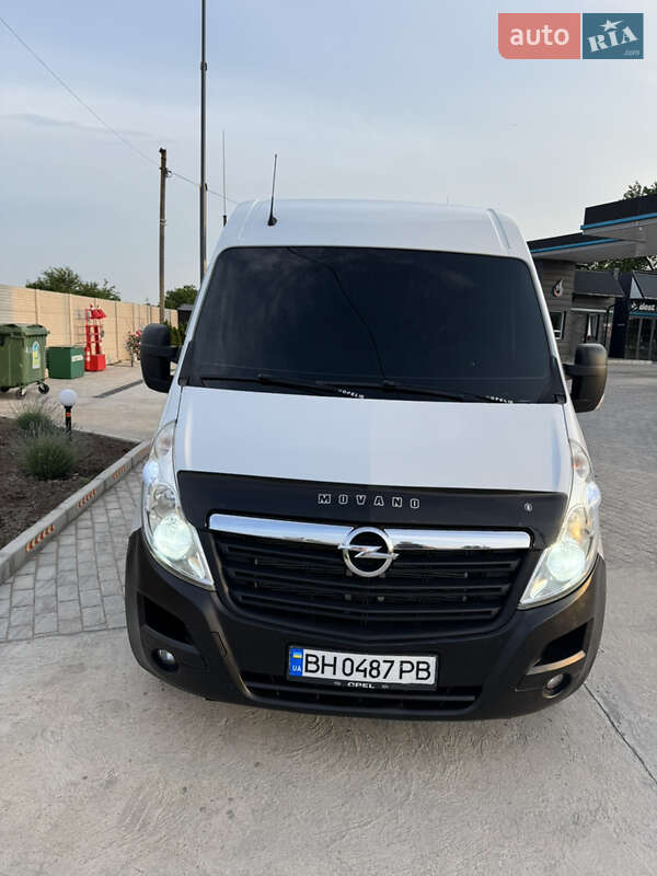 Грузовой фургон Opel Movano 2016 в Белгороде-Днестровском