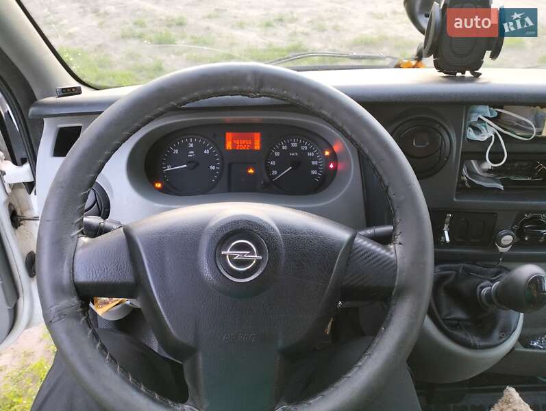 Грузовой фургон Opel Movano 2006 в Миргороде