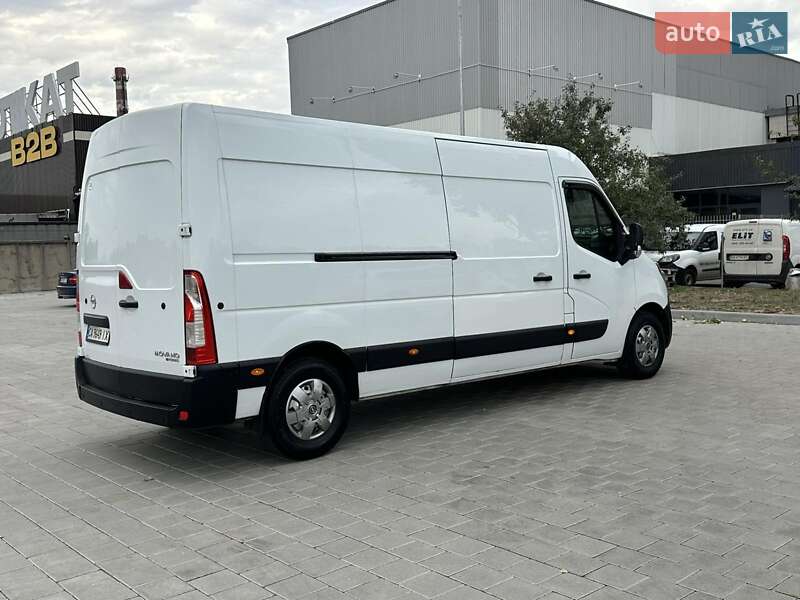 Вантажний фургон Opel Movano 2017 в Черкасах