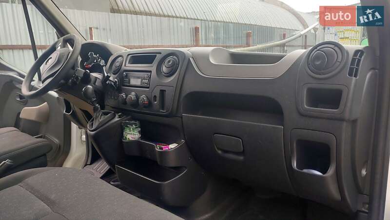 Грузовой фургон Opel Movano 2017 в Ровно