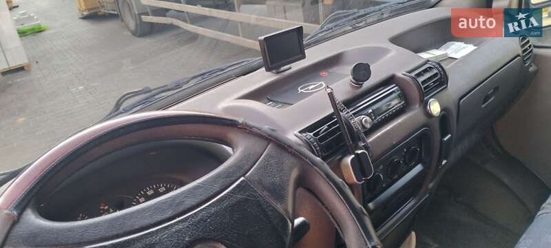 Вантажний фургон Opel Movano 2001 в Луцьку