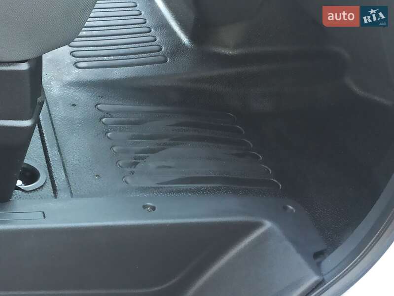 Вантажний фургон Opel Movano 2021 в Умані