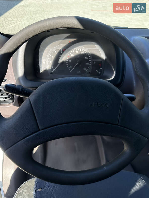 Мінівен Opel Movano 2000 в Львові