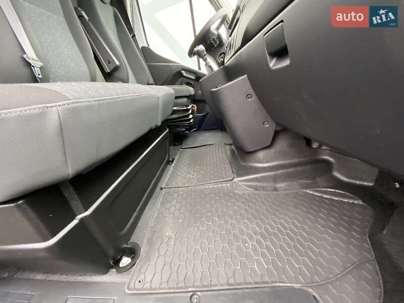 Грузовой фургон Opel Movano 2022 в Киеве