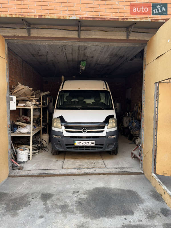 Микроавтобус грузовой (до 3,5т) Opel Movano 2006 в Киеве