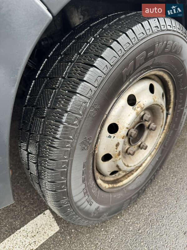 Микроавтобус грузовой (до 3,5т) Opel Movano 2006 в Киеве