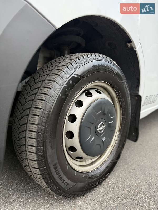 Грузовой фургон Opel Movano 2020 в Киеве