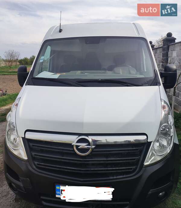 Грузовой фургон Opel Movano 2013 в Ровно
