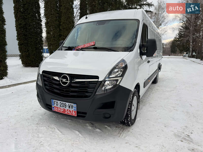 Вантажний фургон Opel Movano 2021 в Кореці