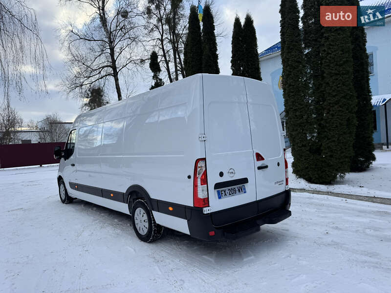 Вантажний фургон Opel Movano 2021 в Кореці