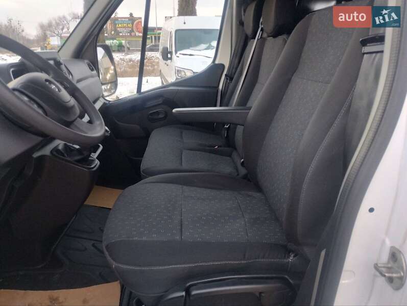 Вантажний фургон Opel Movano 2021 в Дубні