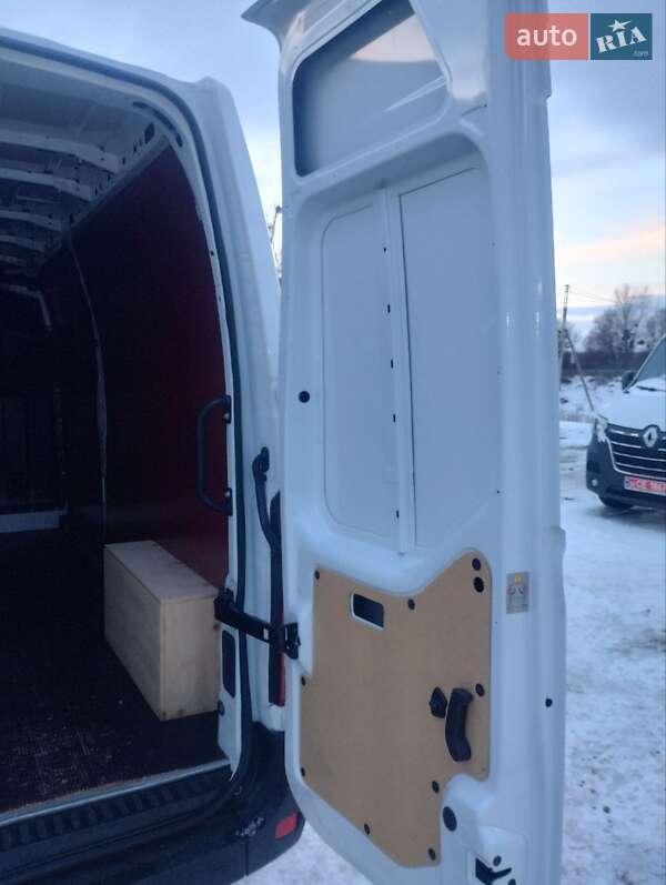 Вантажний фургон Opel Movano 2021 в Дубні