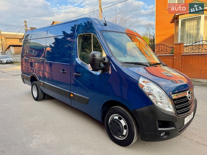 Вантажний фургон Opel Movano 2015 в Вінниці