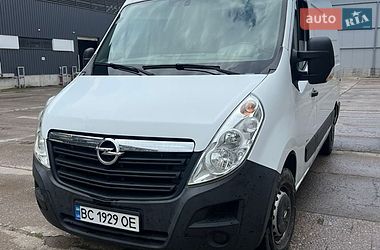 Вантажний фургон Opel Movano 2015 в Львові