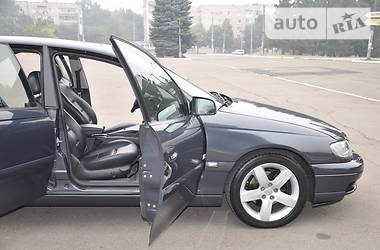 Седан Opel Omega 2002 в Ровно