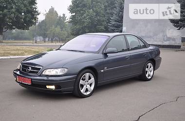 Седан Opel Omega 2002 в Ровно