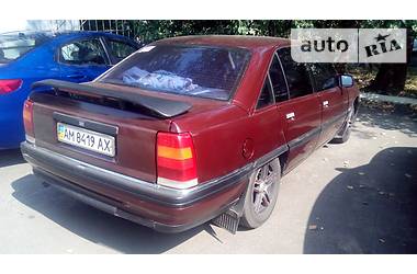 Седан Opel Omega 1991 в Киеве