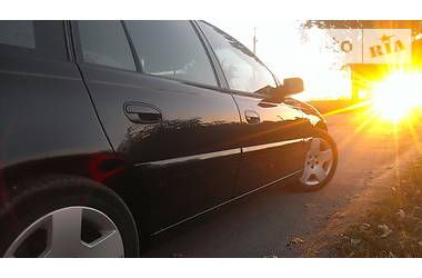 Універсал Opel Omega 2002 в 