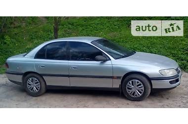 Седан Opel Omega 1995 в Львове