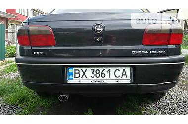 Седан Opel Omega 1997 в Хмельницком