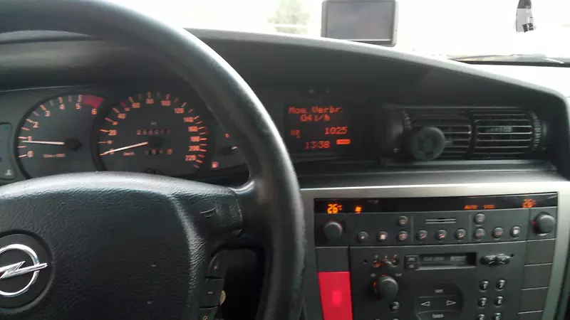 Opel Omega 2001 VIN W0L0VBF3511034677 фото оголошення 3 з 41