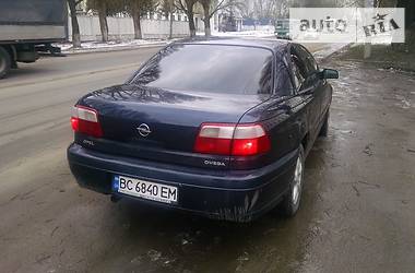 Седан Opel Omega 2003 в Львове