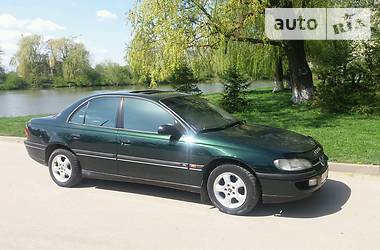 Седан Opel Omega 1994 в Ивано-Франковске