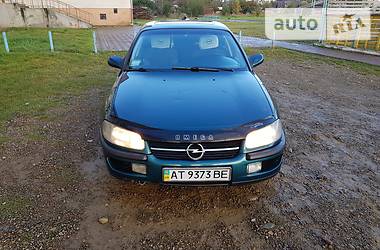 Седан Opel Omega 1996 в Ивано-Франковске