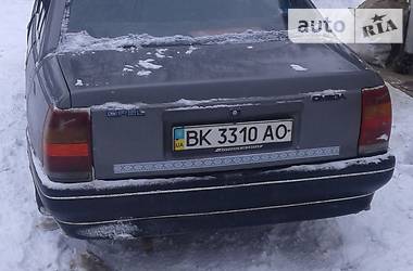 Седан Opel Omega 1988 в Тернополе