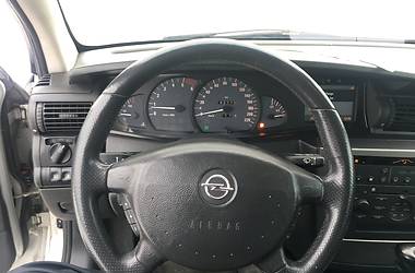 Универсал Opel Omega 2003 в Ровно