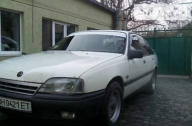 Седан Opel Omega 1987 в Николаеве