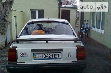 Седан Opel Omega 1987 в Николаеве