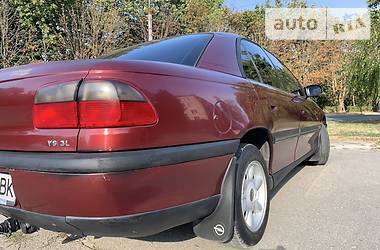 Седан Opel Omega 1998 в Тернополе