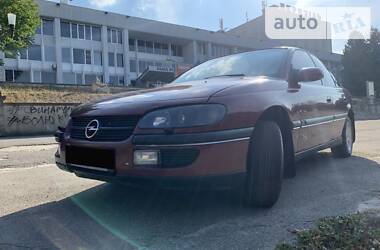 Седан Opel Omega 1998 в Тернополе