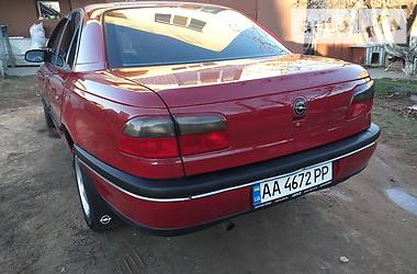 Седан Opel Omega 1995 в Бердичеве