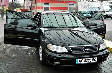 Седан Opel Omega 2002 в Ровно