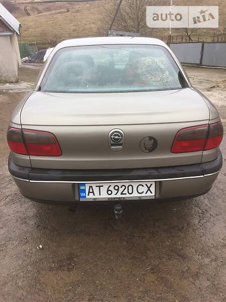 Седан Opel Omega 1996 в Рогатині