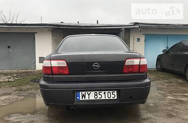 Седан Opel Omega 1999 в Ивано-Франковске