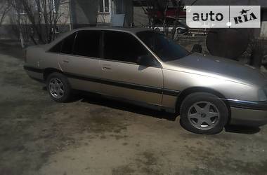 Седан Opel Omega 1987 в Стрые