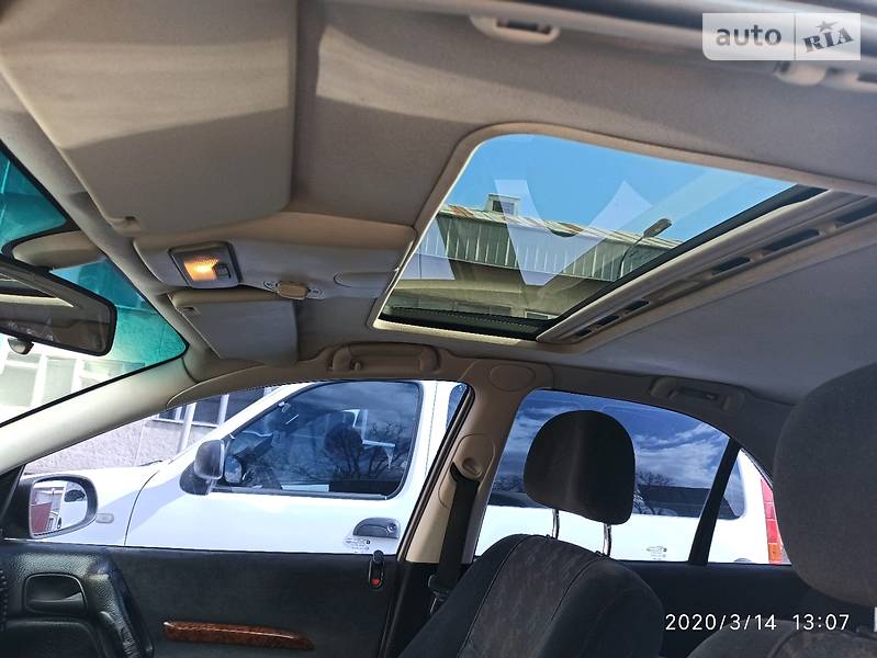 Седан Opel Omega 1998 в Ивано-Франковске