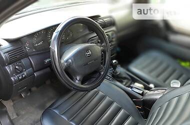 Седан Opel Omega 1998 в 