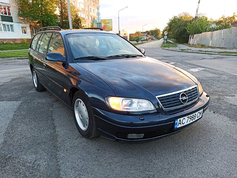 Універсал Opel Omega 2002 в Луцьку