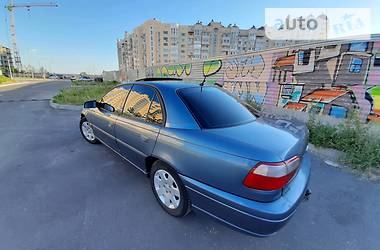 Седан Opel Omega 2000 в Николаеве